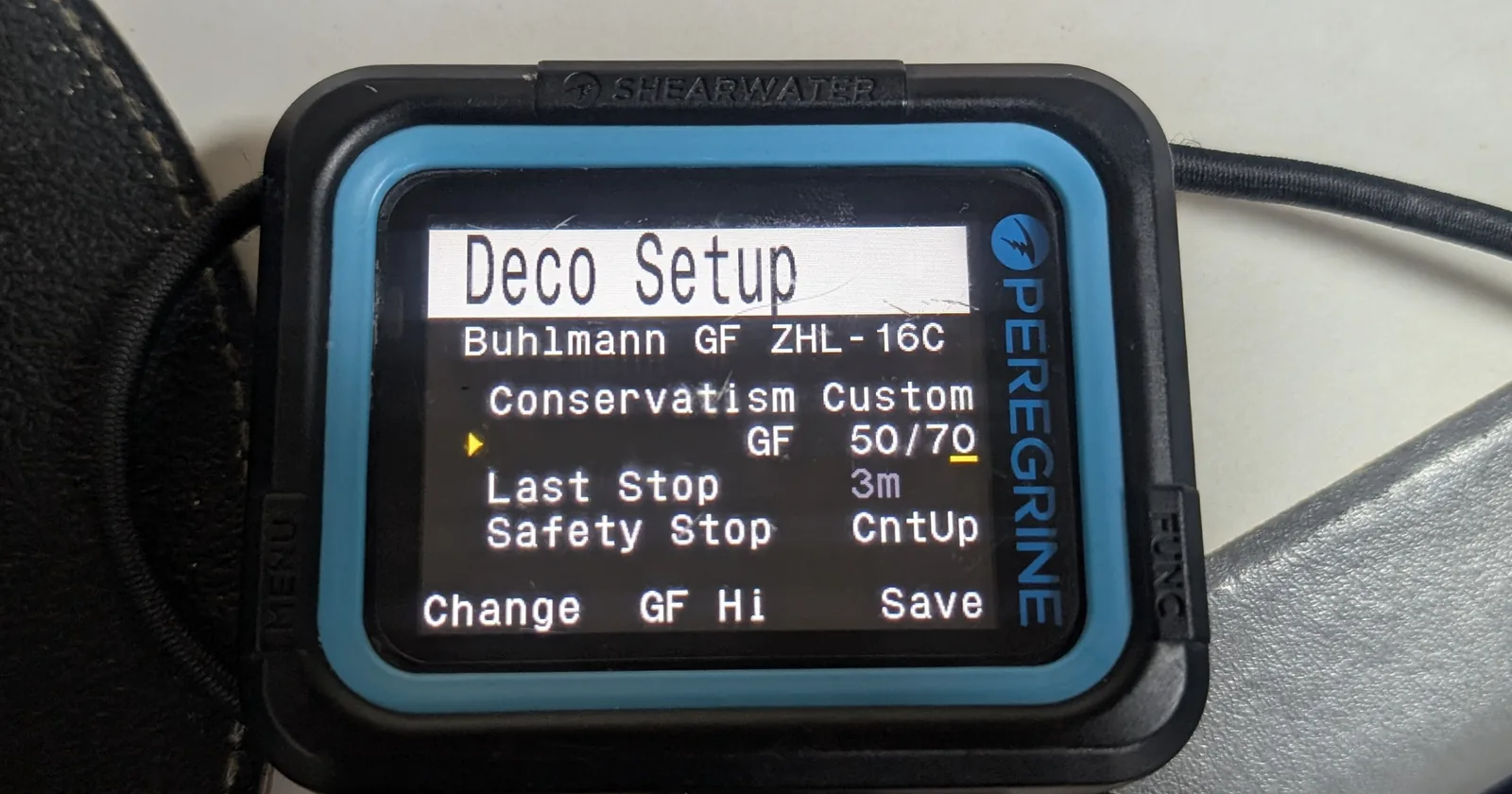 Deco Setup menu of a Shearwater Peregrine showing Buhlmann ZHL-16C with gradient factors set to a custom 50/70