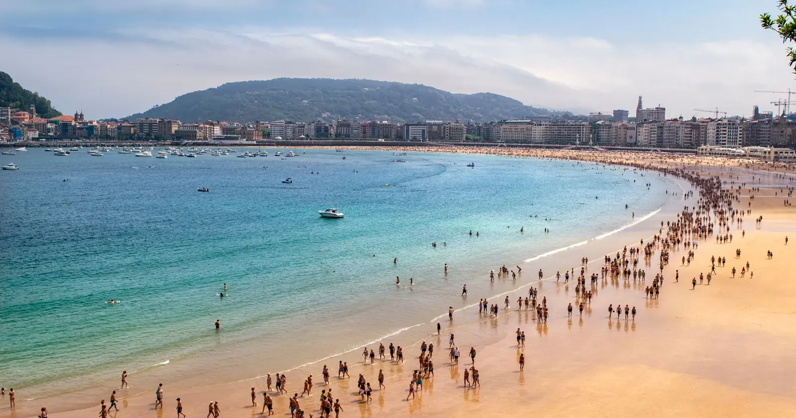 San Sebastian, Surf